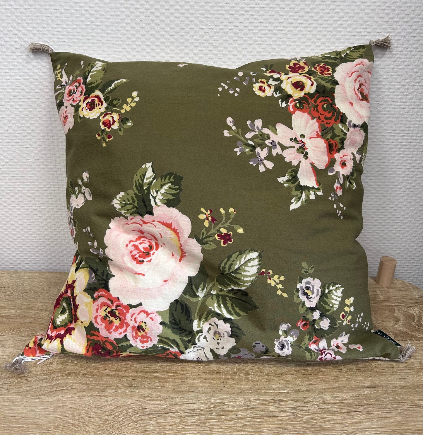 Housse de coussin coton floral - GOYAAL LIVING