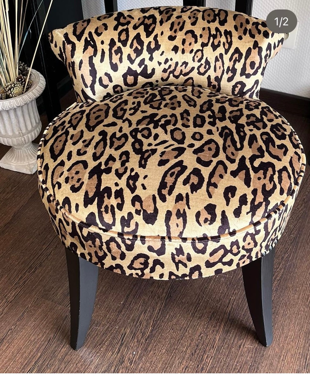 Chaise basse Léopard