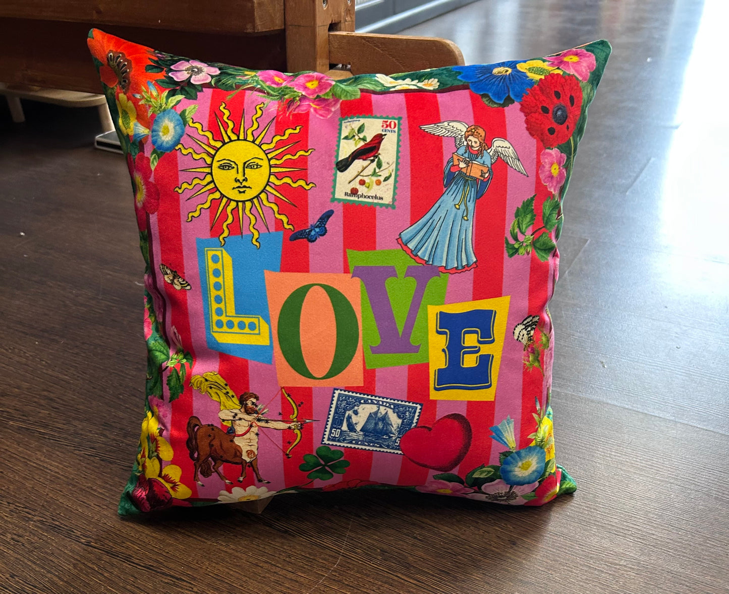 Housse de coussin LOVE - MOUCHKINE