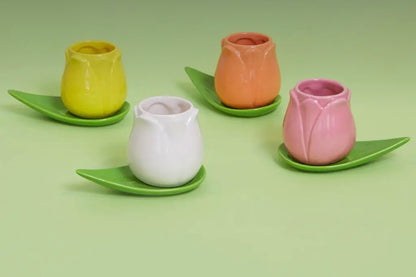 Ensemble de quatre tasses à café