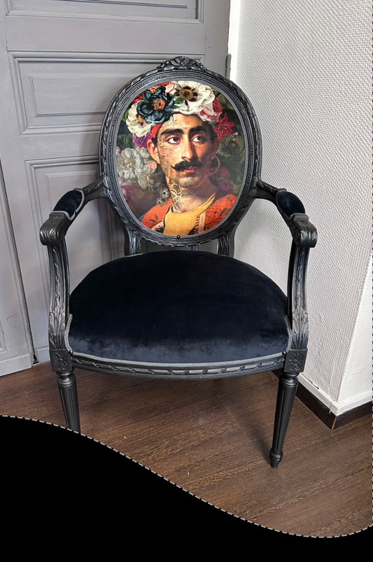 Fauteuil médaillon Hassan