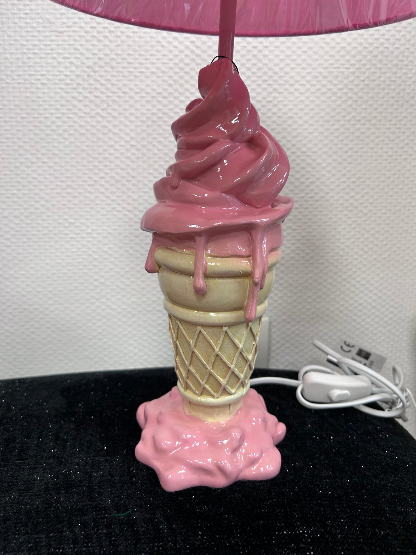 Lampe pied glace 🍦 - J LINE