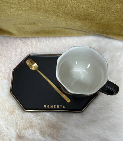 Ensemble Tasse, sous-tasse et cuillère Moments Black - J LINE