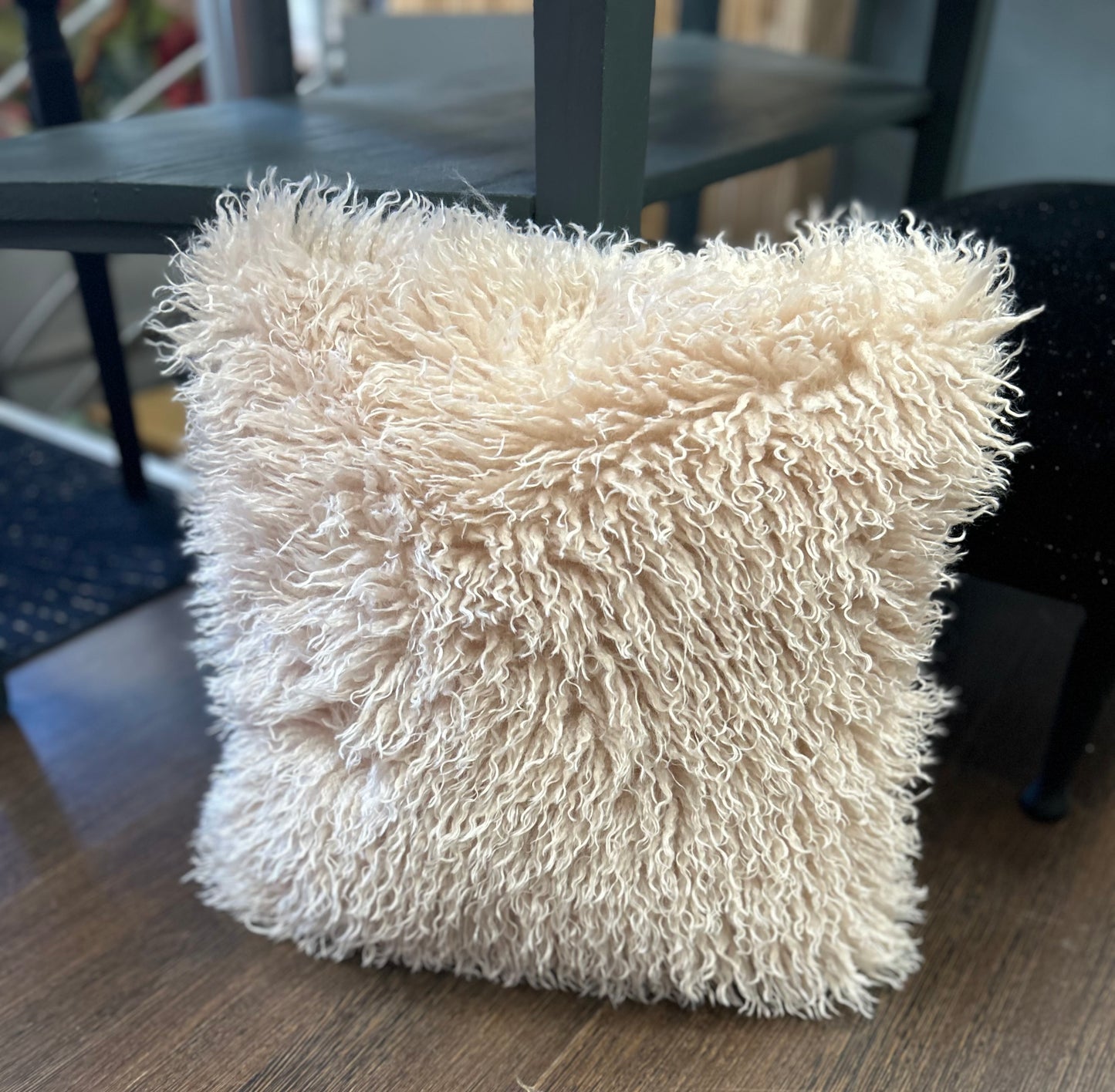 Coussin fausse fourrure - J LINE