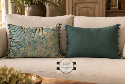 Coussin brodé - J - LINE