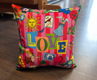 Housse de coussin LOVE - MOUCHKINE