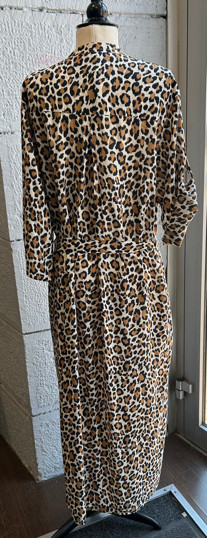 Robe effet léopard